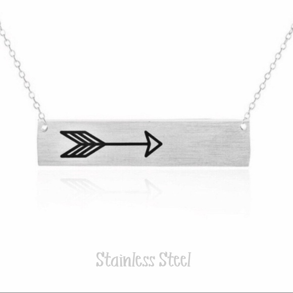 Jewelry - STAINLESS STEEL Silver bar arrow boho necklace